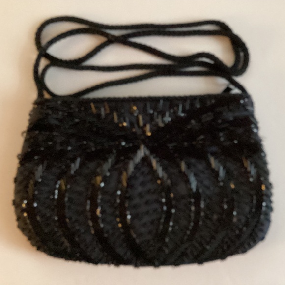Market item - Cream/black beaded embroidered purse main image 1
